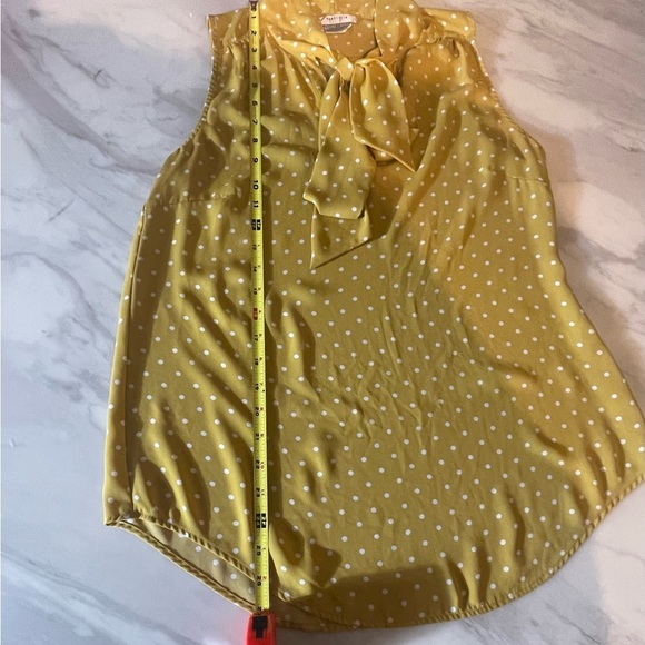 Van Heusen Women's Size S/P Yellow Polka Dot Blouse Attached Scarf Tie Corpcore - Picture 5 of 6